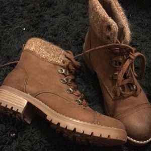 Brown boots